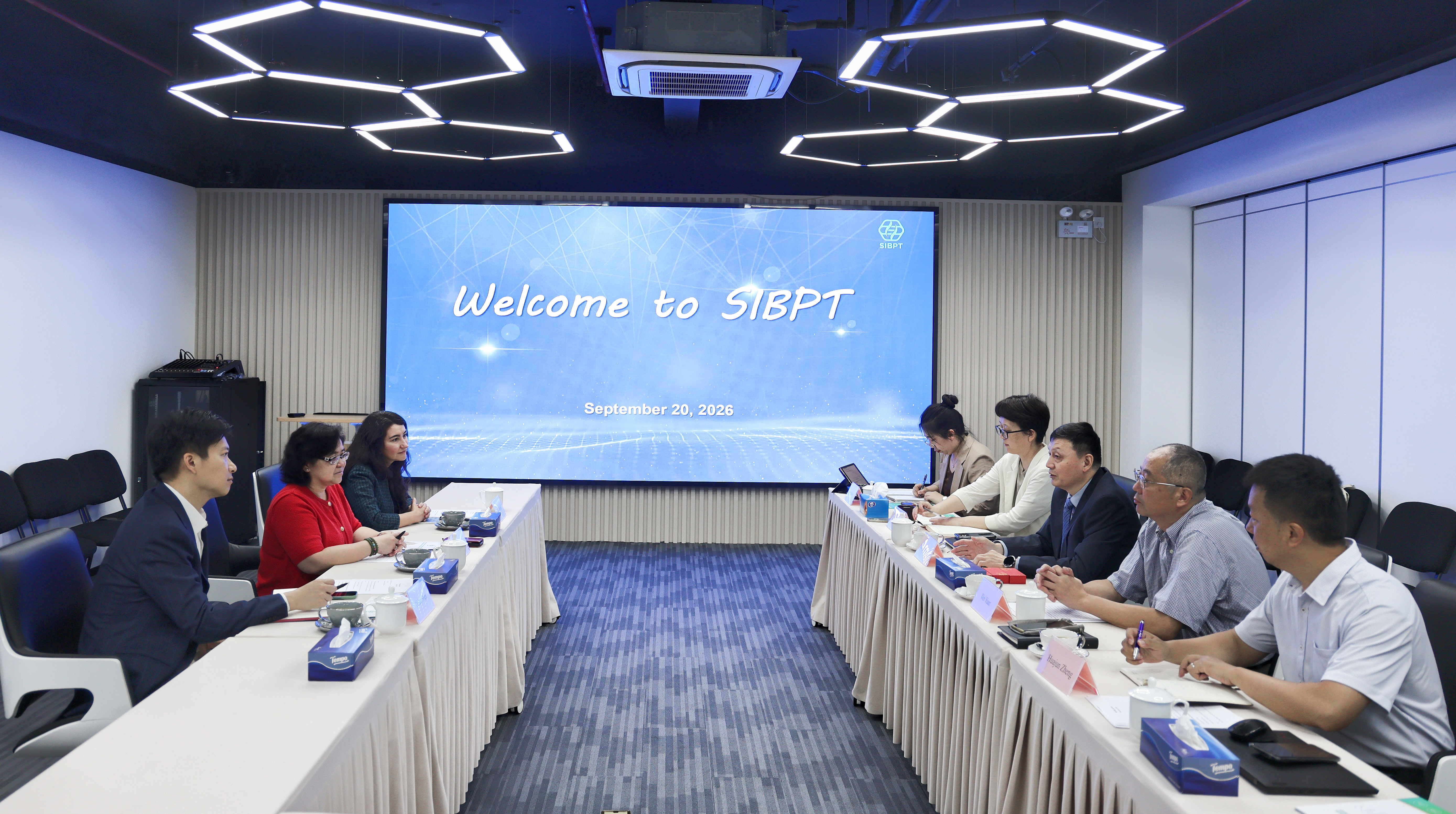 微信图片_20260921221359_95_5_看图王.jpg